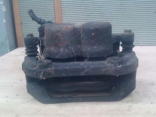 bontott FORD TRANSIT Bal első Féknyereg Munkahengerrel