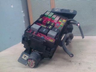 bontott FORD TRANSIT Biztosítéktábla Motortér