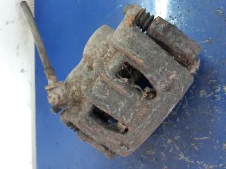 bontott FORD TRANSIT Jobb első Féknyereg Munkahengerrel