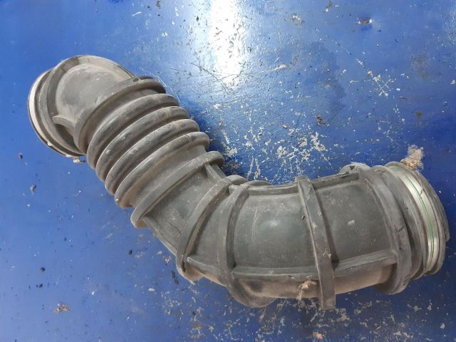 bontott FORD TRANSIT Légbeömlő Cső