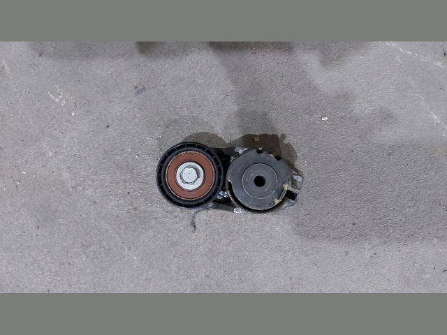 bontott FORD TRANSIT Szíjfeszítő Görgő