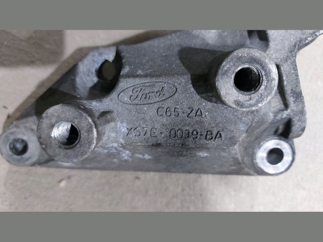 bontott FORD TRANSIT Szíjfeszítő Görgő