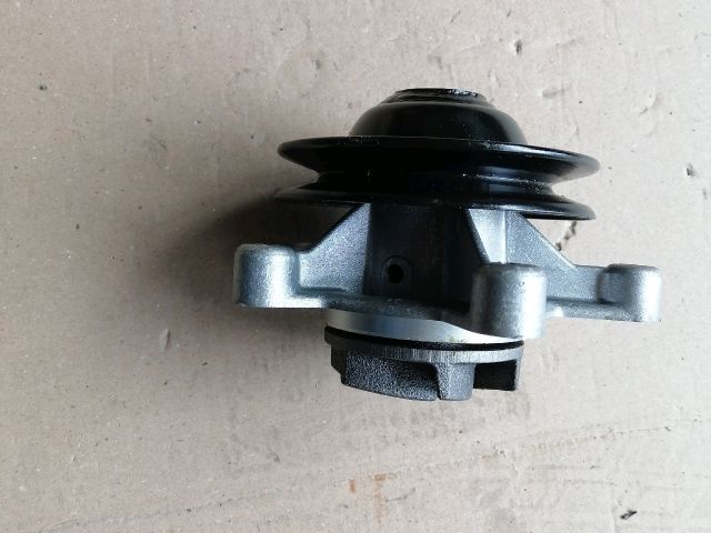 bontott FORD TRANSIT Vízpumpa