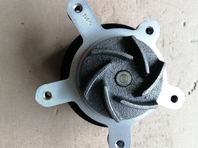 bontott FORD TRANSIT Vízpumpa