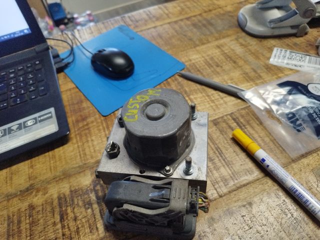 bontott FORD TRANSIT ABS Kocka