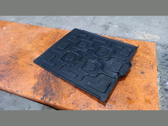 bontott FORD TRANSIT Akkumulátor Fedél