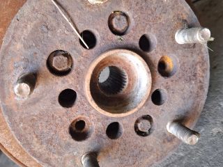 bontott FORD TRANSIT Bal első Csonkállvány Kerékaggyal