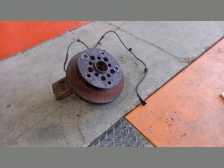 bontott FORD TRANSIT Bal első Csonkállvány Kerékaggyal