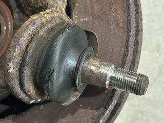 bontott FORD TRANSIT Bal első Csonkállvány Kerékaggyal