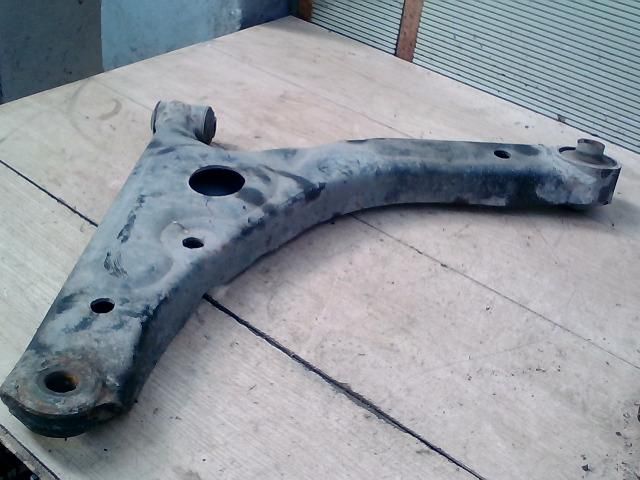 bontott FORD TRANSIT Bal első Lengőkar