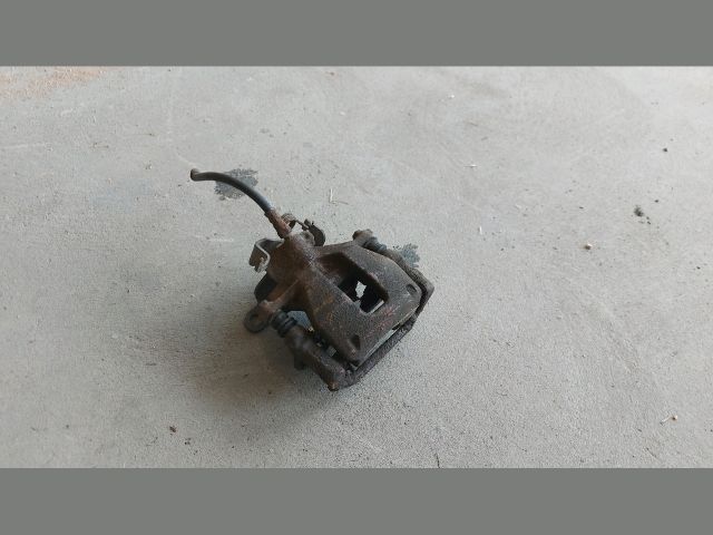 bontott FORD TRANSIT Bal hátsó Féknyereg Munkahengerrel