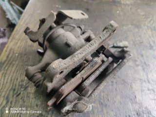 bontott FORD TRANSIT Bal hátsó Féknyereg Munkahengerrel