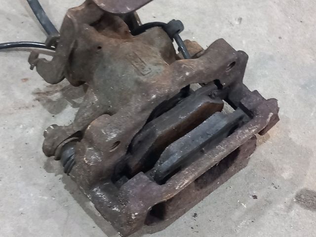 bontott FORD TRANSIT Bal hátsó Féknyereg Munkahengerrel