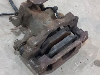 bontott FORD TRANSIT Bal hátsó Féknyereg Munkahengerrel