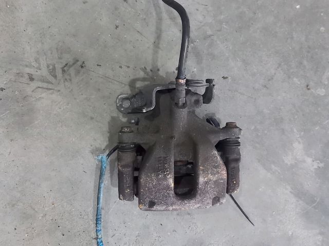 bontott FORD TRANSIT Bal hátsó Féknyereg Munkahengerrel