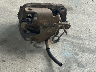 bontott FORD TRANSIT Bal hátsó Féknyereg Munkahengerrel