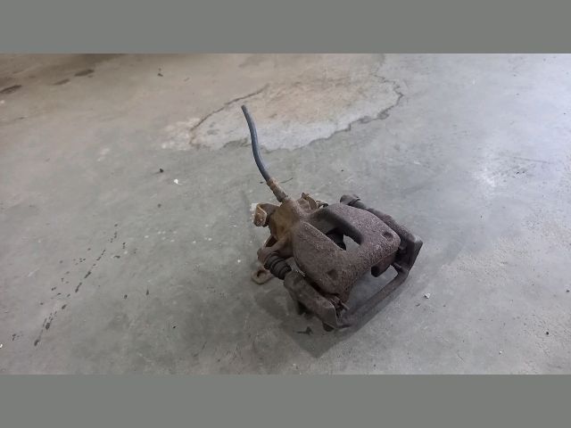 bontott FORD TRANSIT Bal hátsó Féknyereg Munkahengerrel