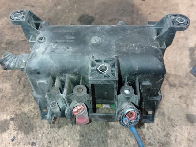 bontott FORD TRANSIT Biztosítéktábla Motortér