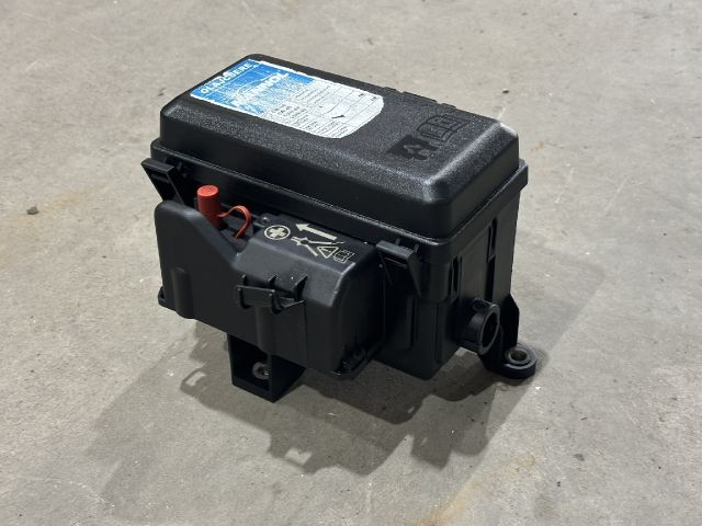 bontott FORD TRANSIT Biztosítéktábla Motortér