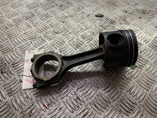 bontott FORD TRANSIT Dugattyú és Hajtókar