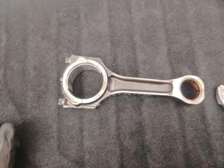 bontott FORD TRANSIT Dugattyú