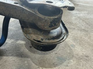 bontott FORD TRANSIT Első Bölcső