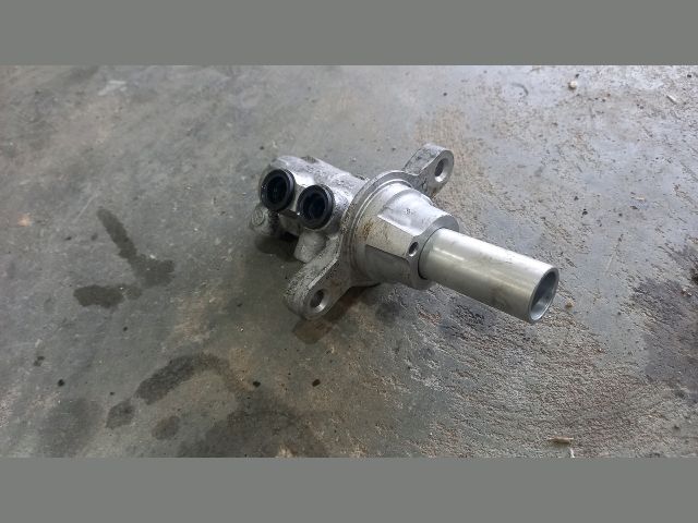 bontott FORD TRANSIT Főfékhenger