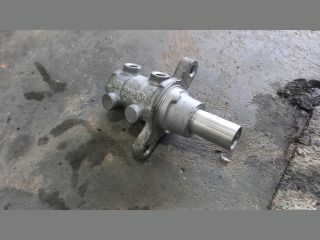 bontott FORD TRANSIT Főfékhenger