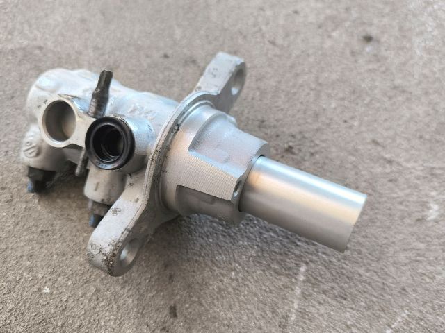 bontott FORD TRANSIT Főfékhenger