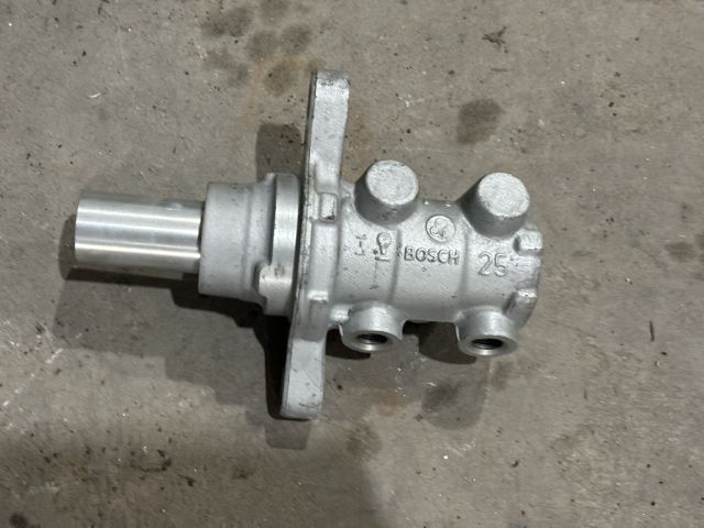 bontott FORD TRANSIT Főfékhenger