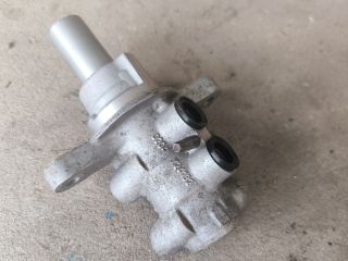 bontott FORD TRANSIT Főfékhenger