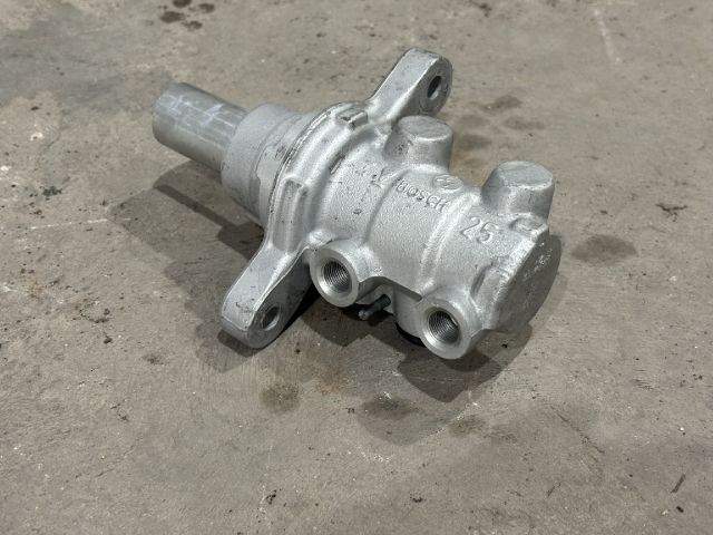 bontott FORD TRANSIT Főfékhenger