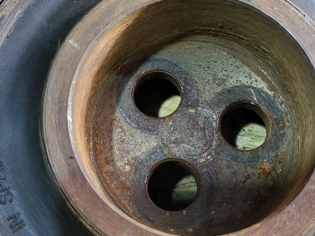 bontott FORD TRANSIT Főtengely Szíjtárcsa