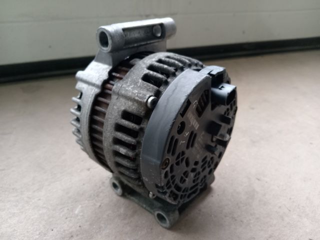 bontott FORD TRANSIT Generátor