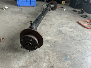 bontott FORD TRANSIT Hátsó Híd (Tárcsafékes)