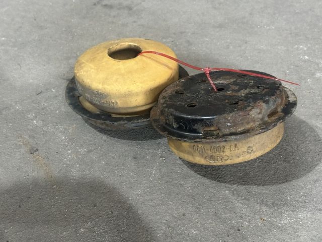 bontott FORD TRANSIT Hátsó Rugóütköző Gumibak