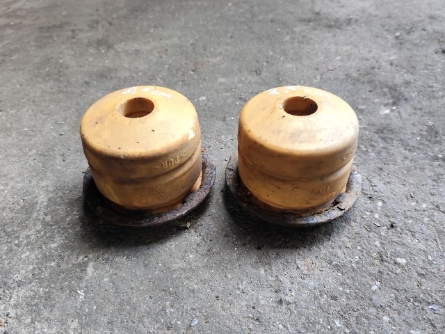 bontott FORD TRANSIT Hátsó Rugóütköző Gumibak