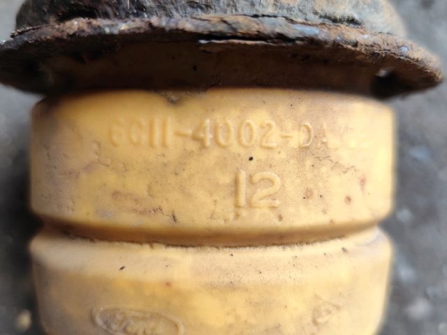 bontott FORD TRANSIT Hátsó Rugóütköző Gumibak