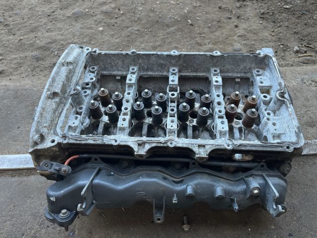 bontott FORD TRANSIT Hengerfej