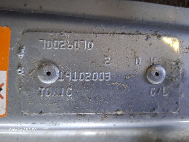 bontott FORD TRANSIT Homlokfal (Üres lemez)