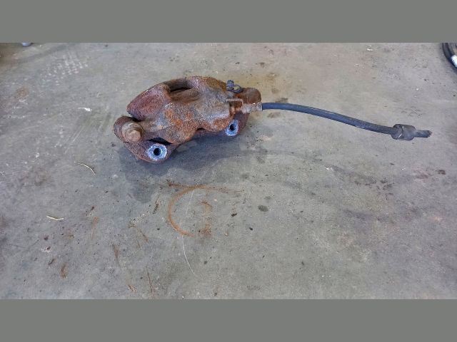 bontott FORD TRANSIT Jobb első Féknyereg Munkahengerrel