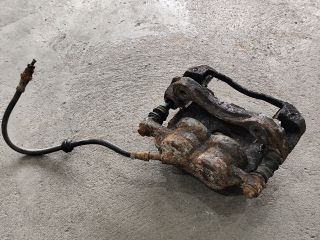 bontott FORD TRANSIT Jobb első Féknyereg Munkahengerrel