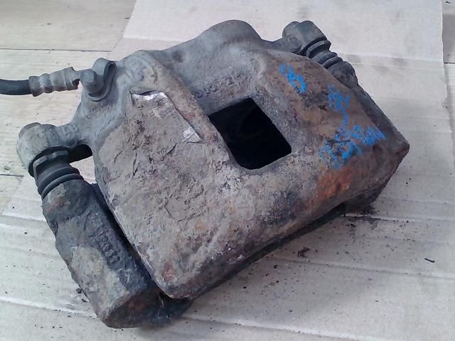 bontott FORD TRANSIT Jobb első Féknyereg Munkahengerrel