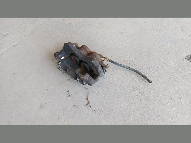 bontott FORD TRANSIT Jobb első Féknyereg Munkahengerrel