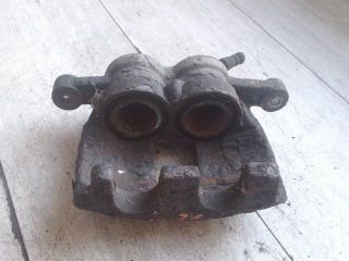 bontott FORD TRANSIT Jobb első Féknyereg Munkahengerrel