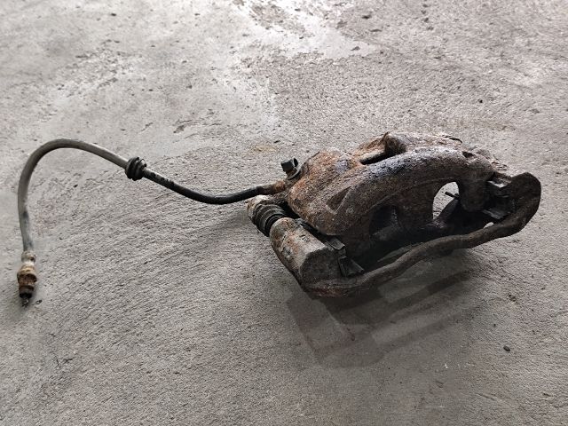 bontott FORD TRANSIT Jobb első Féknyereg Munkahengerrel