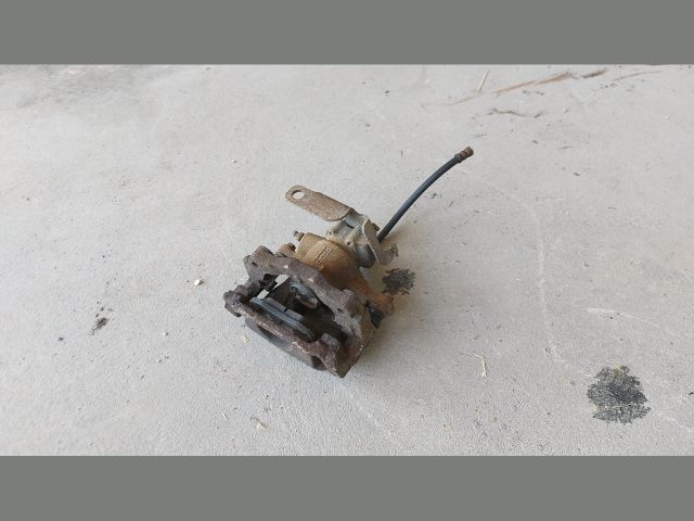 bontott FORD TRANSIT Jobb hátsó Féknyereg Munkahengerrel