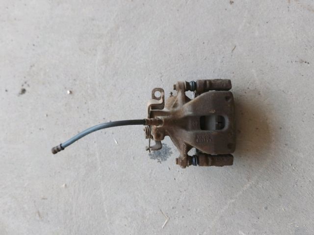 bontott FORD TRANSIT Jobb hátsó Féknyereg Munkahengerrel