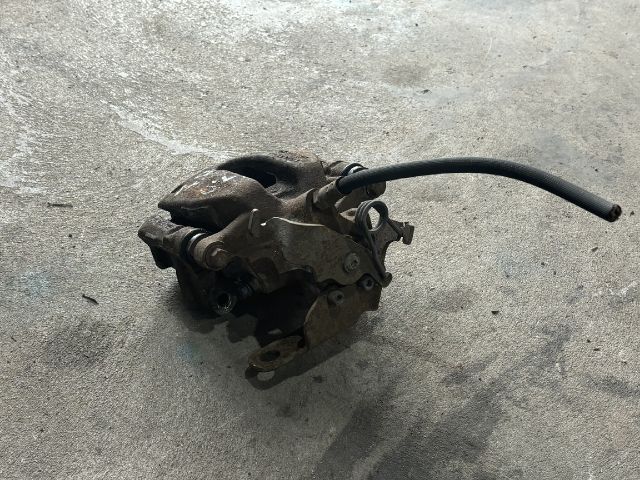 bontott FORD TRANSIT Jobb hátsó Féknyereg Munkahengerrel