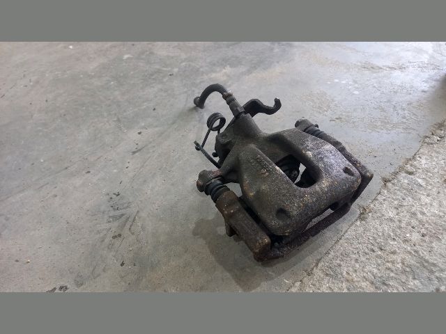 bontott FORD TRANSIT Jobb hátsó Féknyereg Munkahengerrel